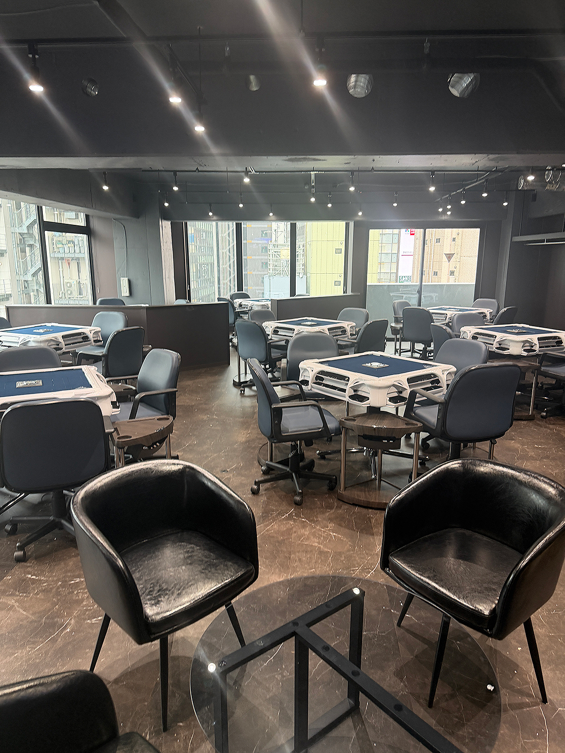 trinity annex 店内
