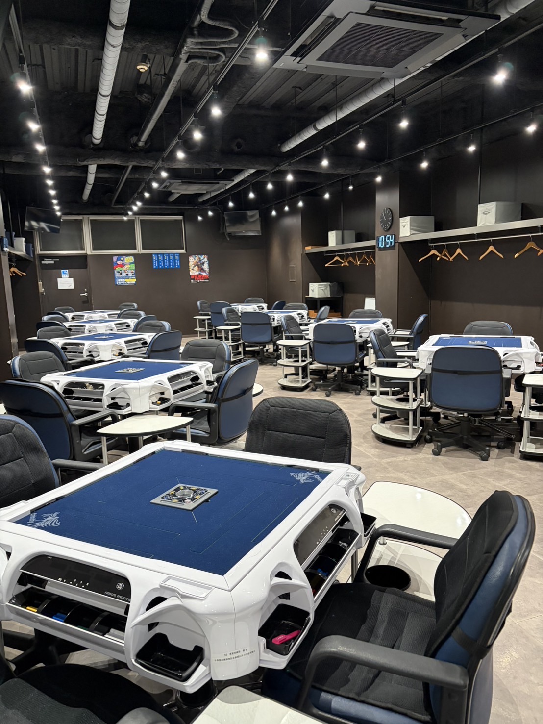 trinity 上野本店 店内